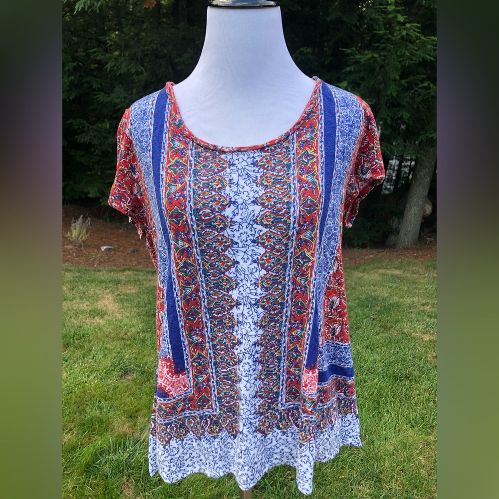 Bold color lightweight top